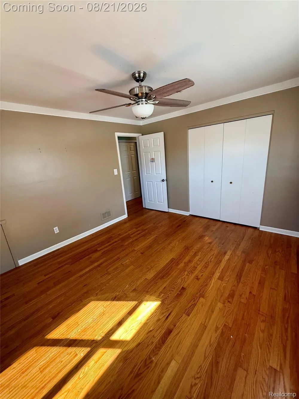 3811 syckelmoore Trenton City, MI 48183