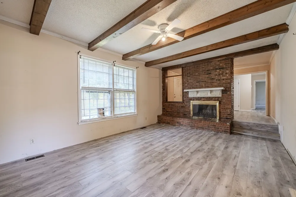 341 Somerset Loop Savannah, TN 38372