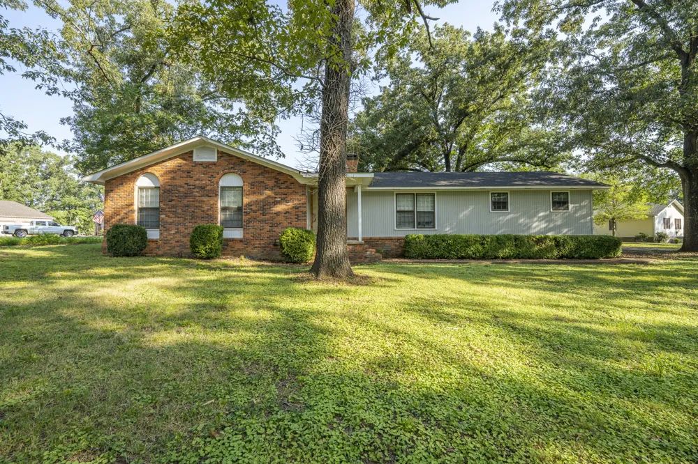 341 Somerset Loop Savannah, TN 38372