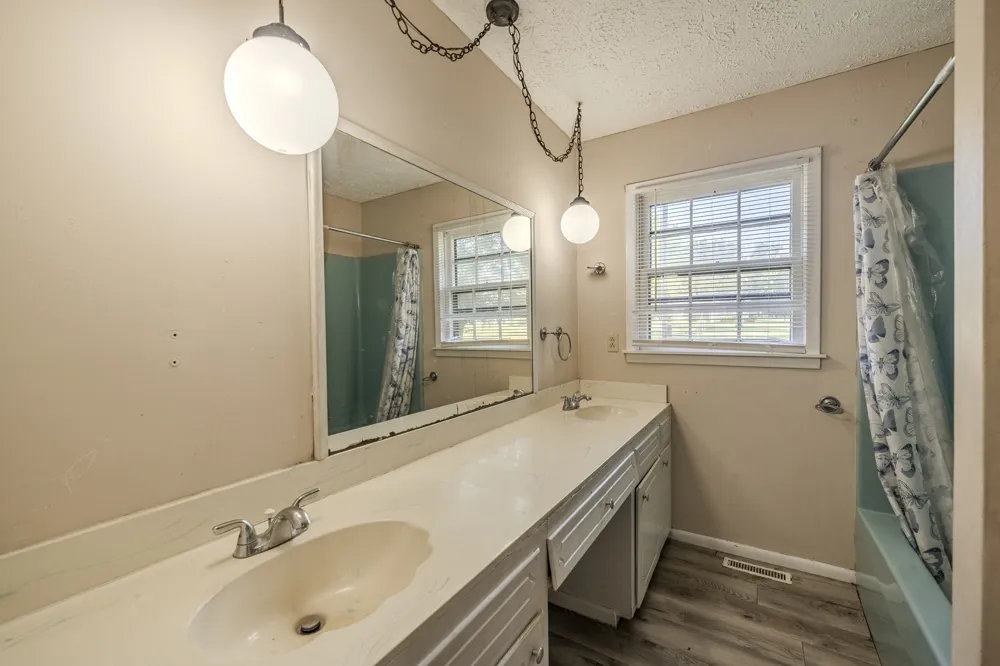 341 Somerset Loop Savannah, TN 38372