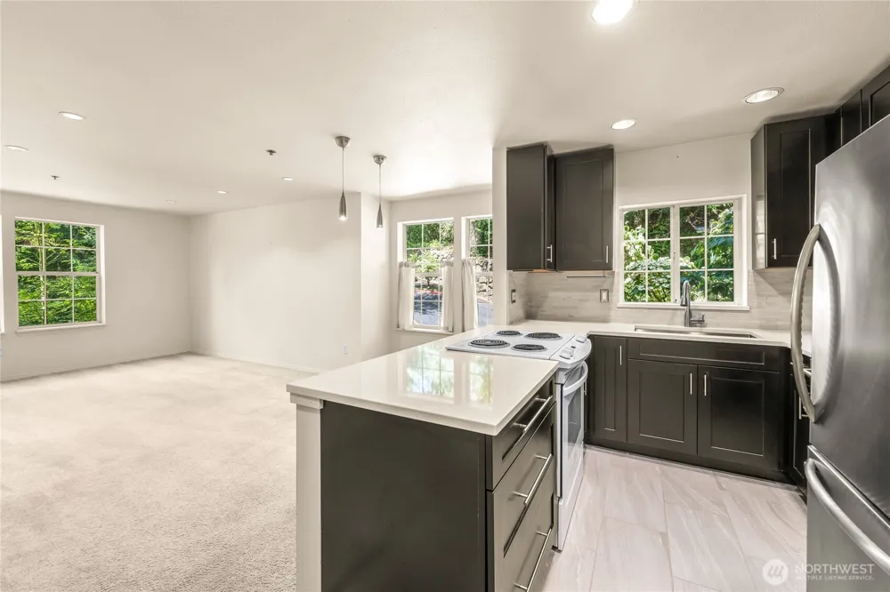 2540 118th Avenue SE #202 Bellevue, WA 98005