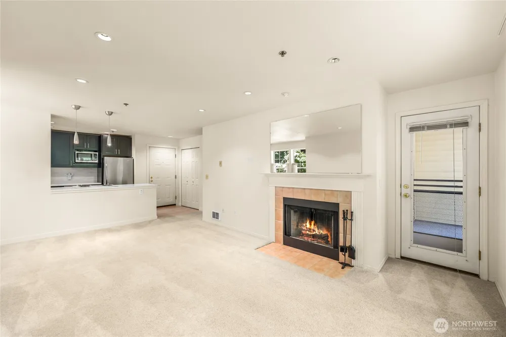 2540 118th Avenue SE #202 Bellevue, WA 98005