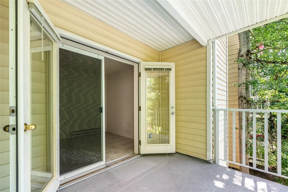 2540 118th Avenue SE #202 Bellevue, WA 98005