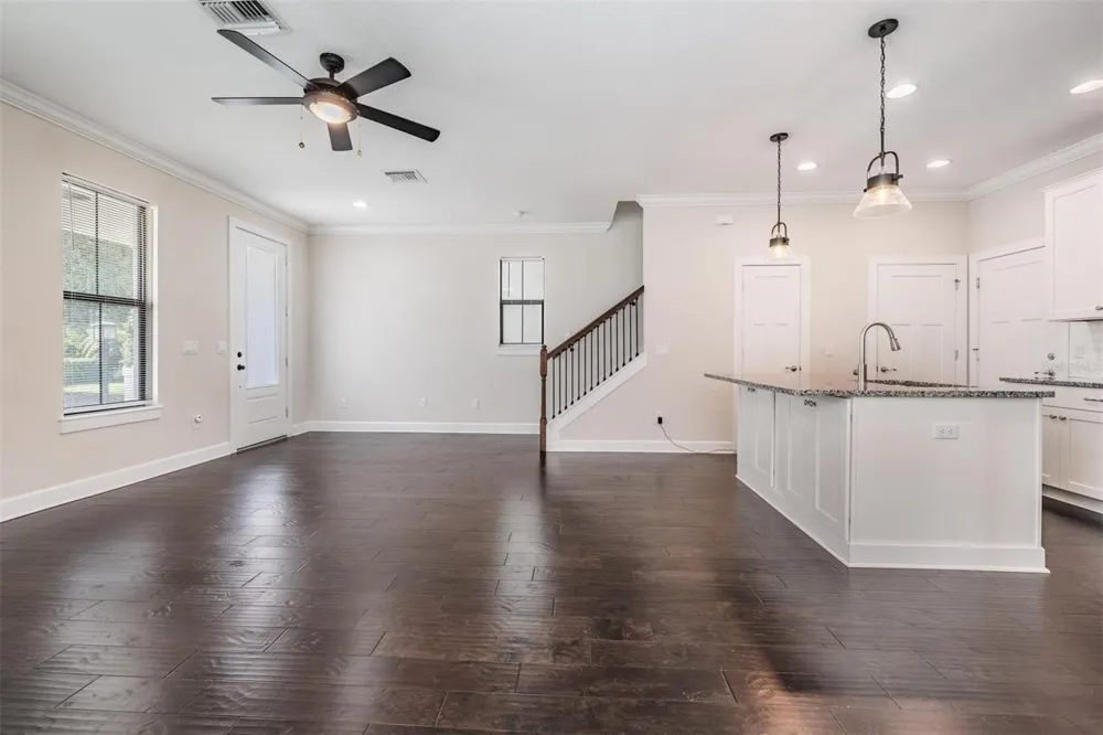 845 AURORA WAY Oldsmar, FL 34677