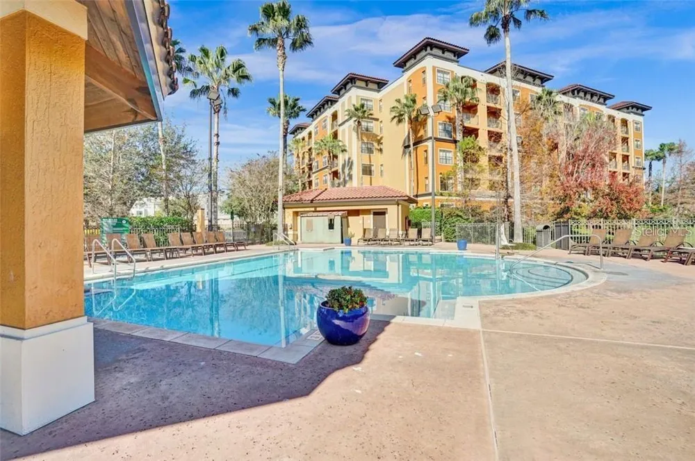 12527 FLORIDAYS RESORT DRIVE #512E Orlando, FL 32821