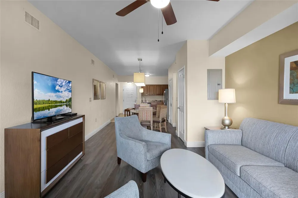12527 FLORIDAYS RESORT DRIVE #512E Orlando, FL 32821