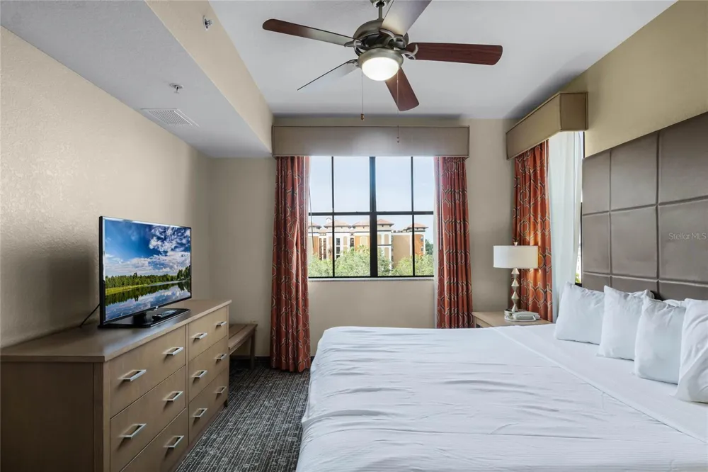 12527 FLORIDAYS RESORT DRIVE #512E Orlando, FL 32821