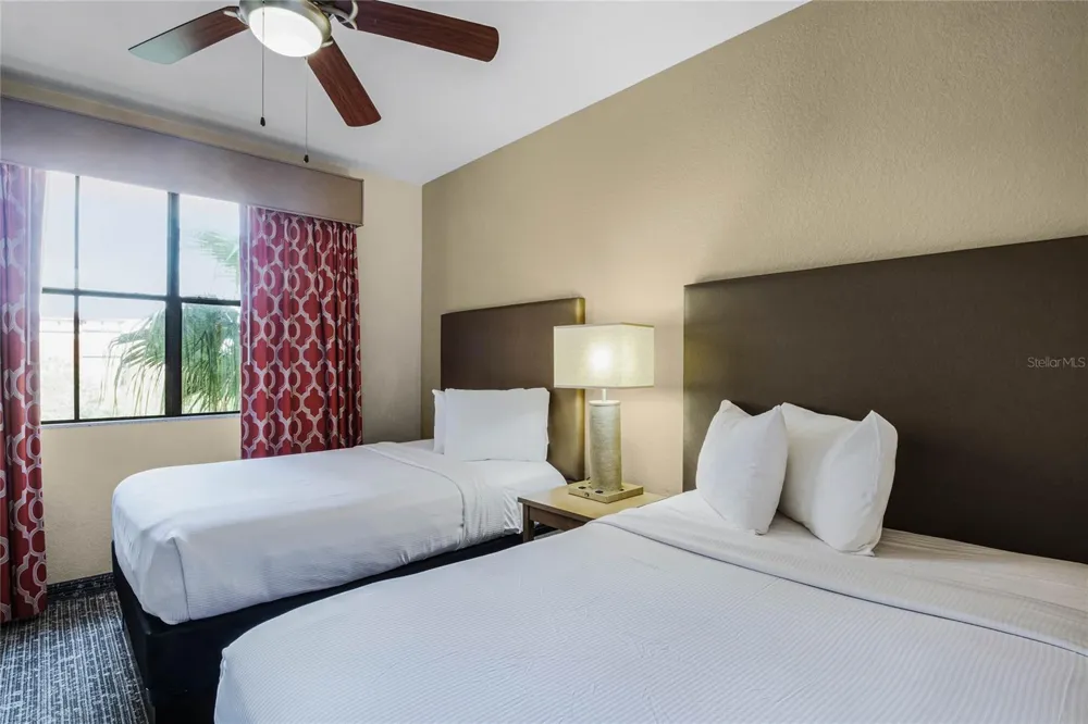 12527 FLORIDAYS RESORT DRIVE #512E Orlando, FL 32821