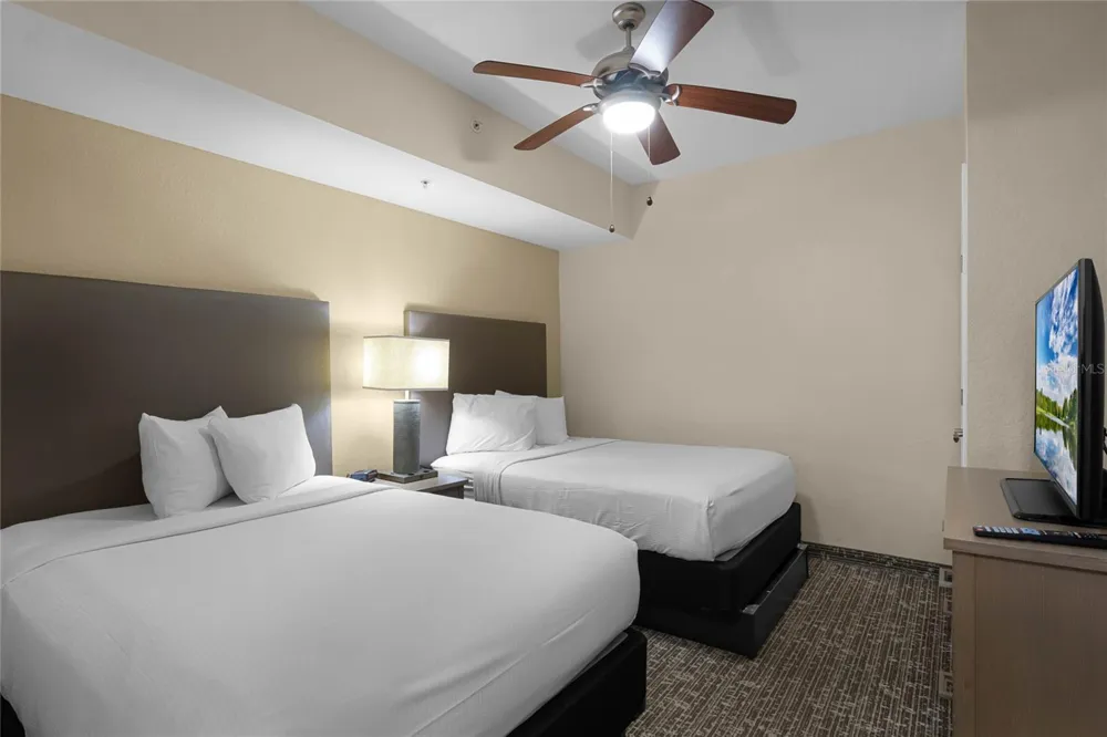 12527 FLORIDAYS RESORT DRIVE #512E Orlando, FL 32821