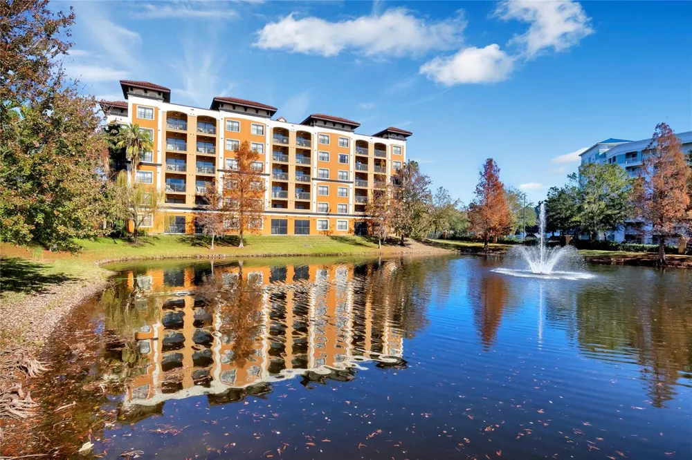 12527 FLORIDAYS RESORT DRIVE #512E Orlando, FL 32821