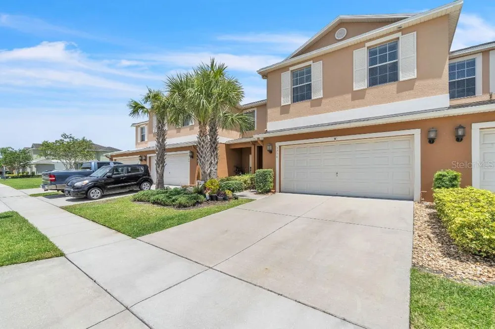 3256 RODRICK CIRCLE Orlando, FL 32824