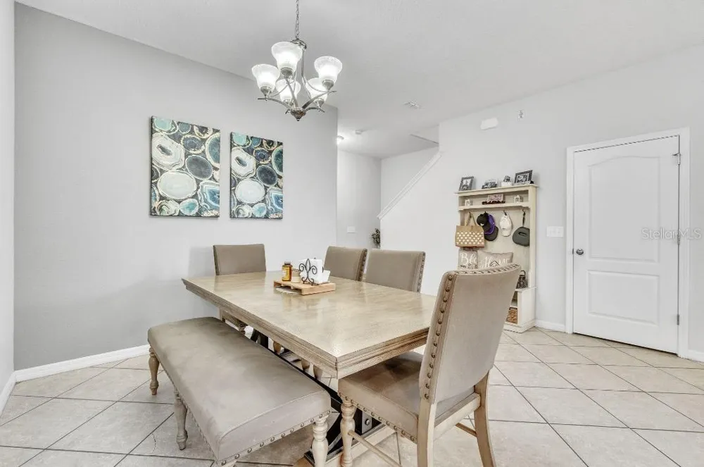 3256 RODRICK CIRCLE Orlando, FL 32824