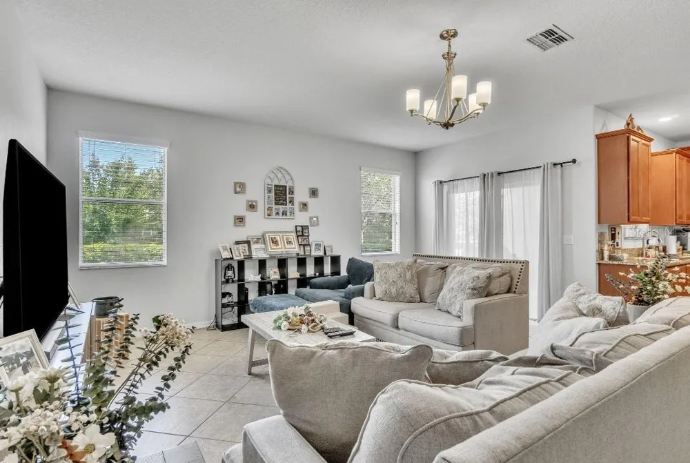 3256 RODRICK CIRCLE Orlando, FL 32824
