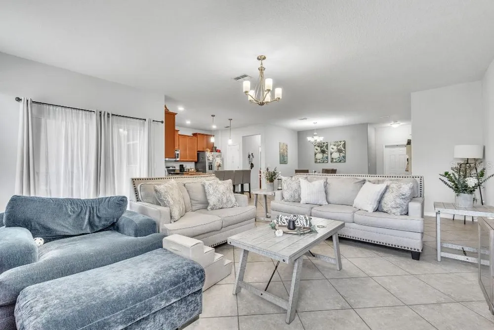 3256 RODRICK CIRCLE Orlando, FL 32824