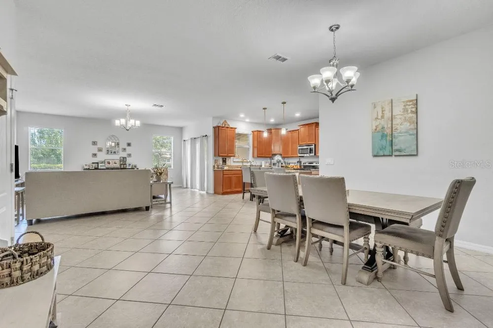 3256 RODRICK CIRCLE Orlando, FL 32824