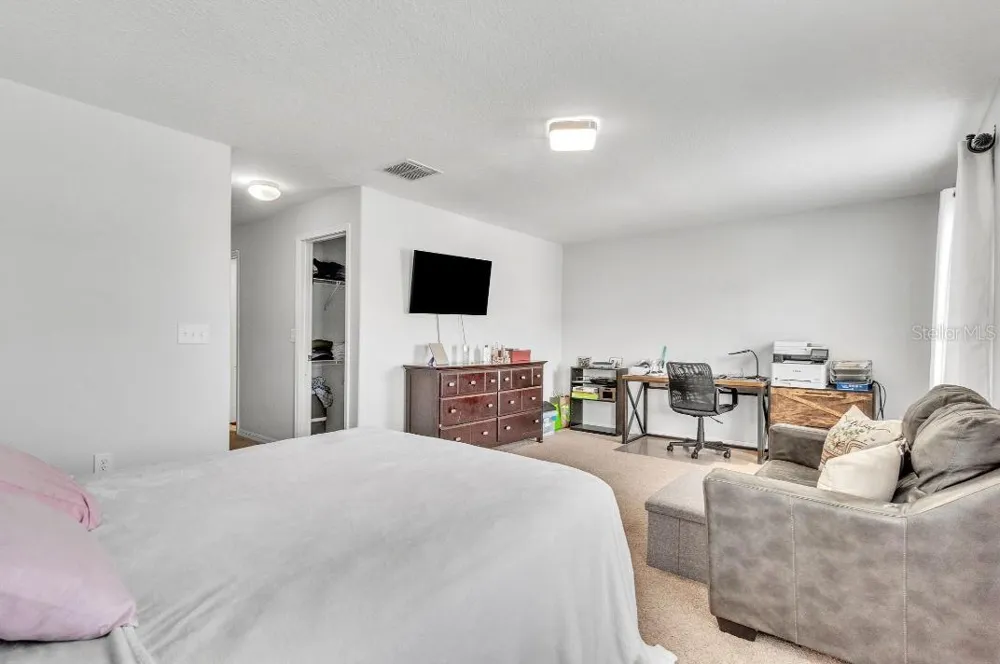 3256 RODRICK CIRCLE Orlando, FL 32824