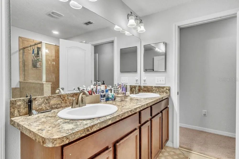 3256 RODRICK CIRCLE Orlando, FL 32824