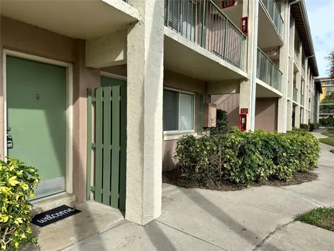 121 OYSTER BAY CIRCLE #160