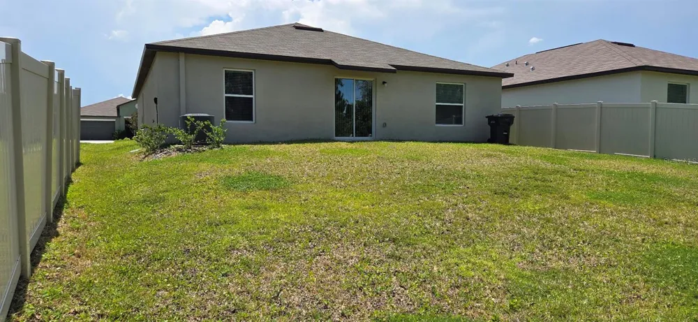 1844 RED LOOP Lakeland, FL 33801