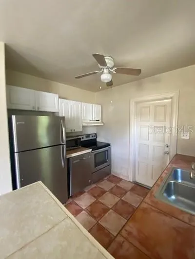 2868 39TH AVENUE St Petersburg, FL 33714