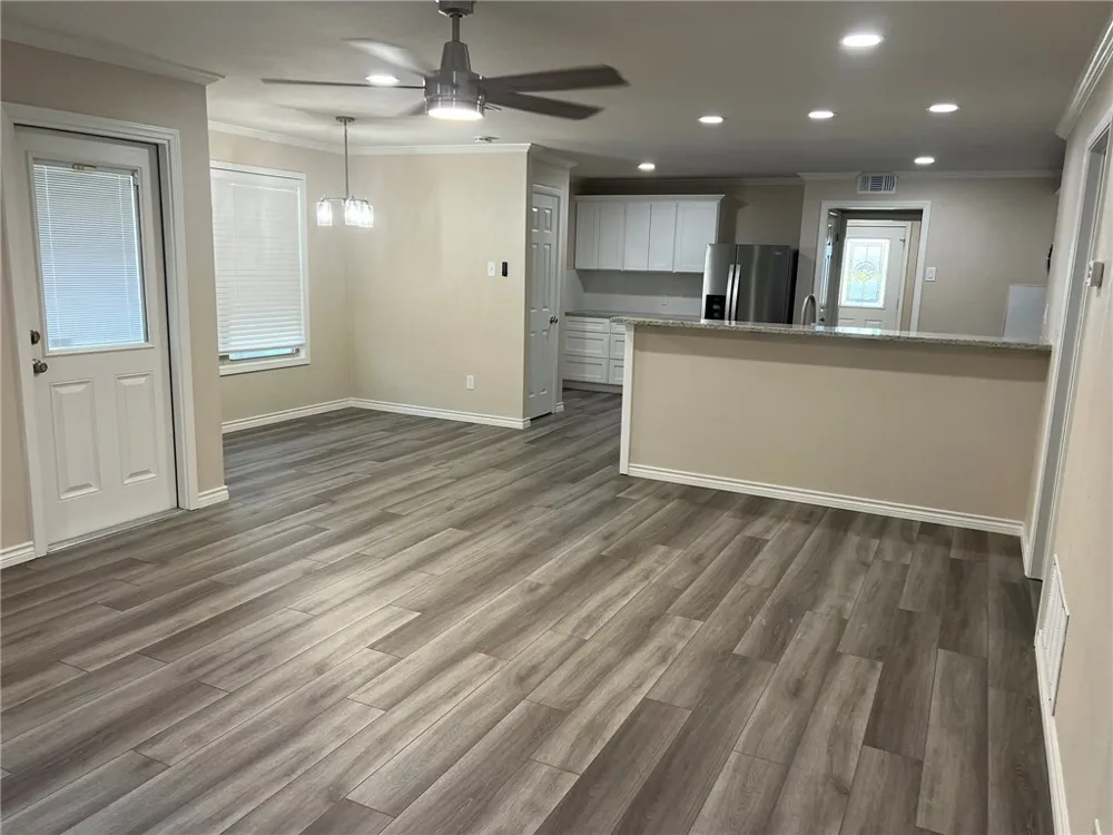 306 Circle Drive Corpus Christi, TX 78412