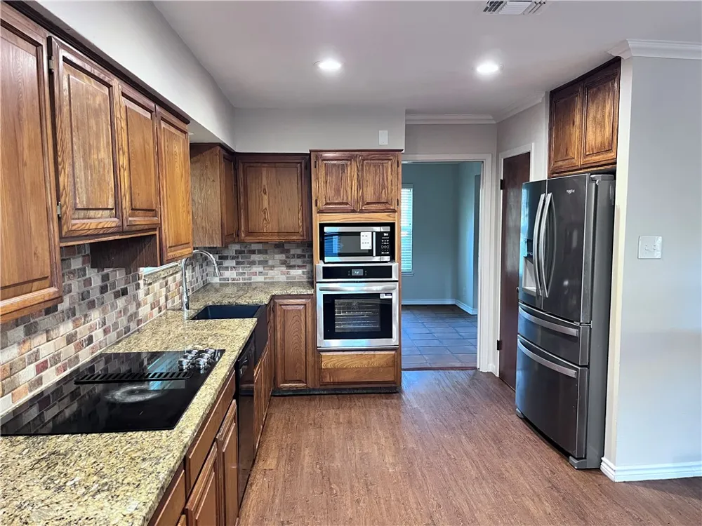 501 Dolphin Place Corpus Christi, TX 78411