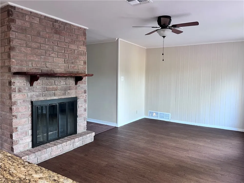501 Dolphin Place Corpus Christi, TX 78411