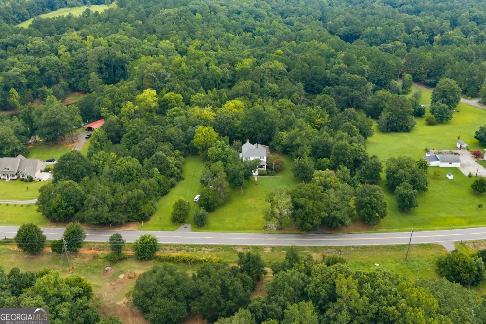 1880 Dames Ferry RD Forsyth, GA 31029