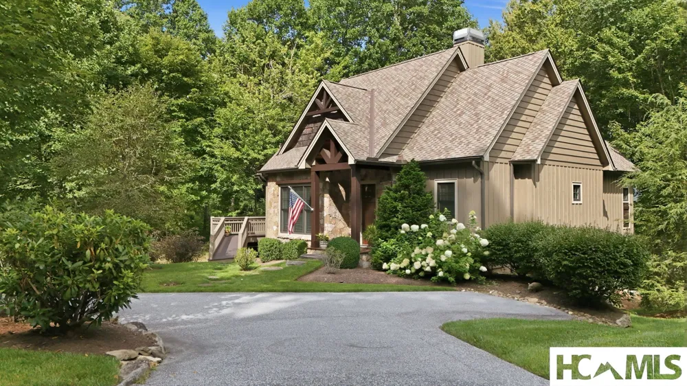 91 Springhouse Drive Cashiers, NC 28717