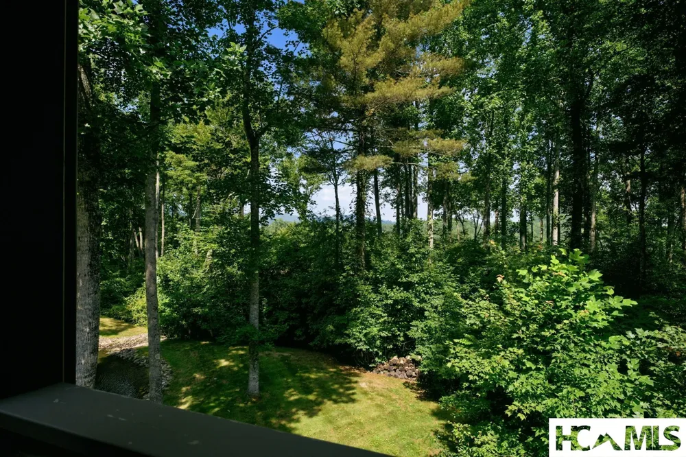 91 Springhouse Drive Cashiers, NC 28717