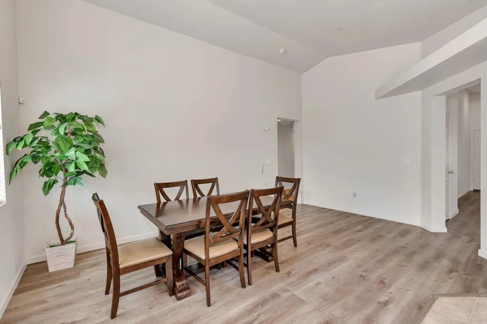 362 Rhianon Drive Merced, CA 95341