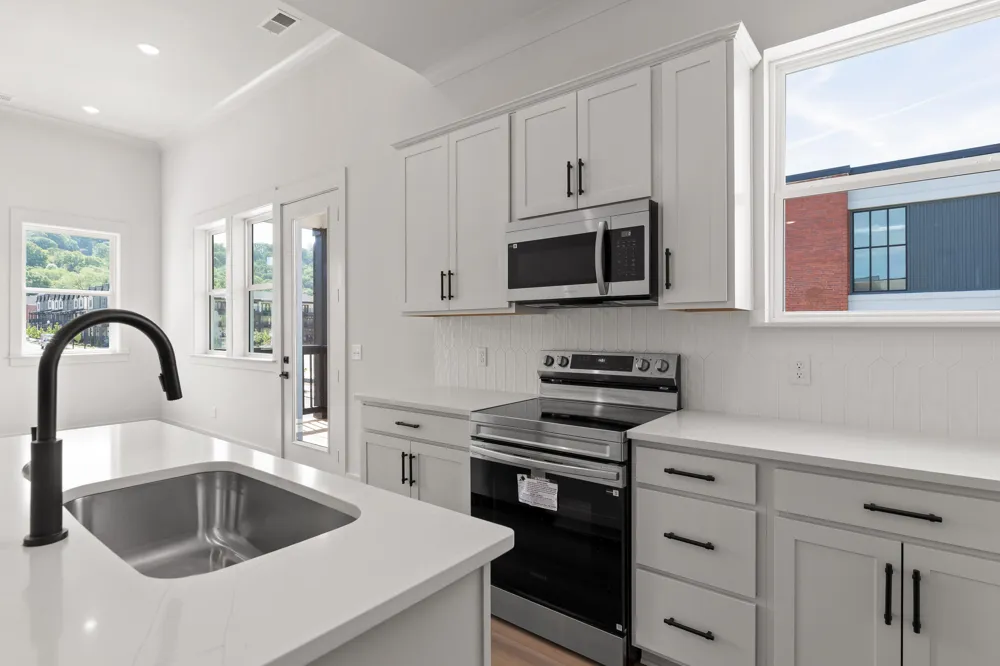 1776 S Watkins Street Chattanooga, TN 37404