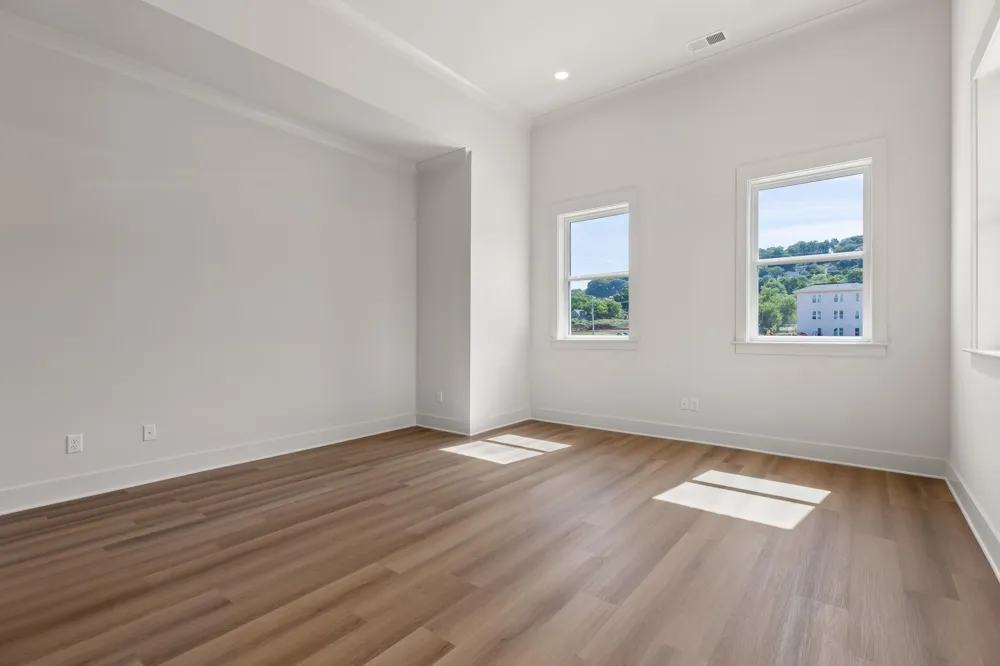 1776 S Watkins Street Chattanooga, TN 37404