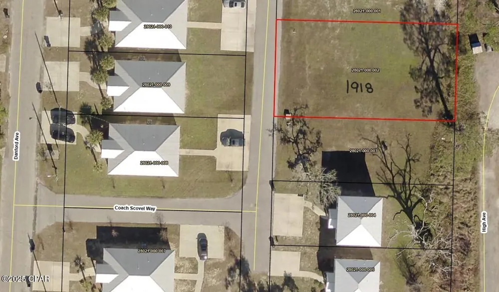 1918 Coach Scovel Way Panama City, FL 32405