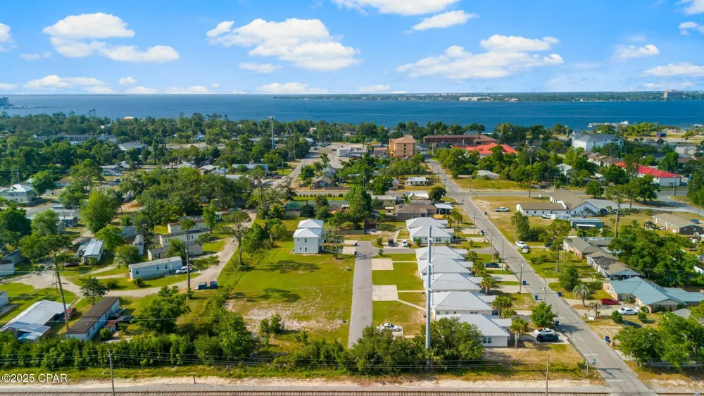 1926 Coach Scovel Way Panama City, FL 32405