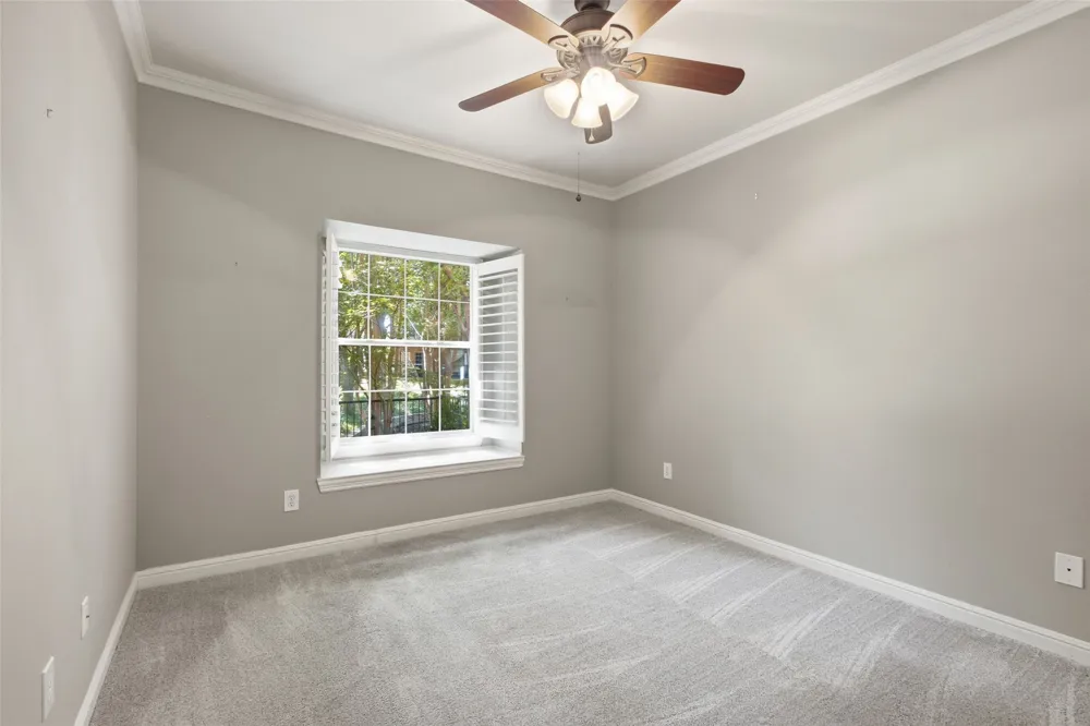 14891 Towne Lake Circle Addison, TX 75001