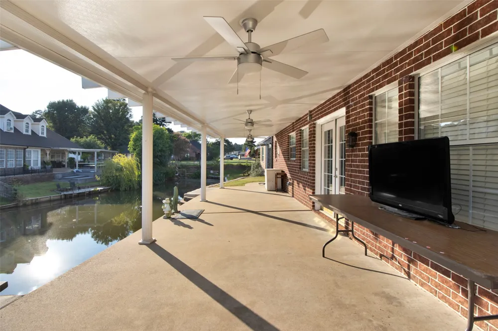 204 Millpond Drive Longview, TX 75604