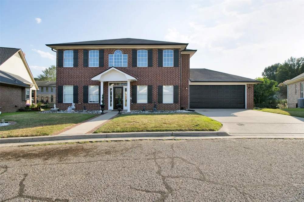 204 Millpond Drive Longview, TX 75604