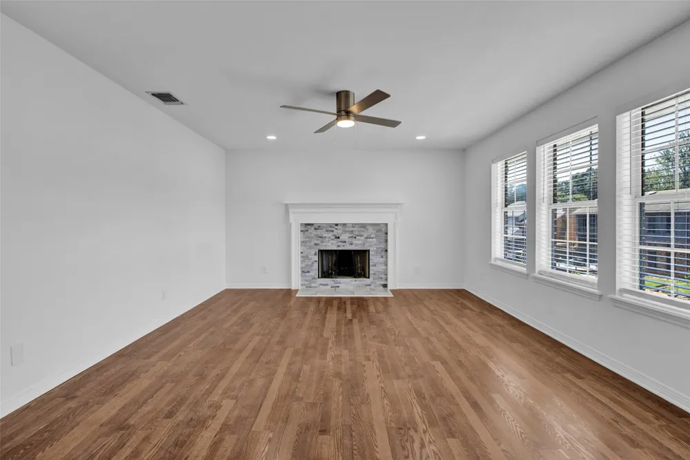 204 Millpond Drive Longview, TX 75604