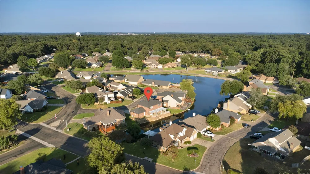 204 Millpond Drive Longview, TX 75604