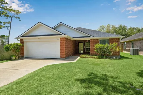 4341 Country Club Drive