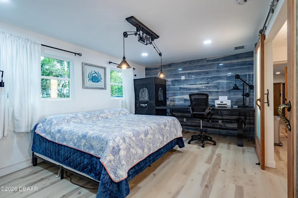 500 S Riverside Drive Edgewater, FL 32132
