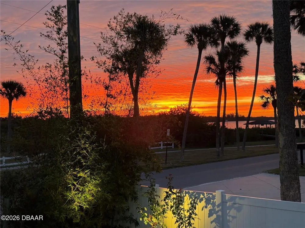 500 S Riverside Drive Edgewater, FL 32132