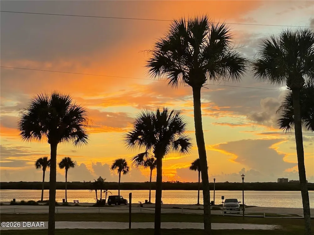 500 S Riverside Drive Edgewater, FL 32132