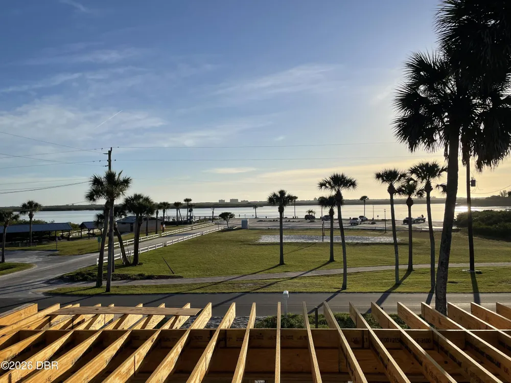 500 S Riverside Drive Edgewater, FL 32132