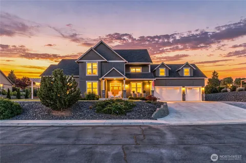 2769 SE Falcon View Drive
