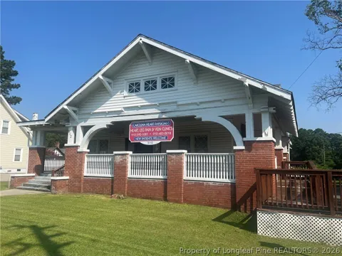 512 Sunset Avenue