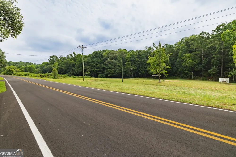 1910 Ridgeway RD Trion, GA 30753