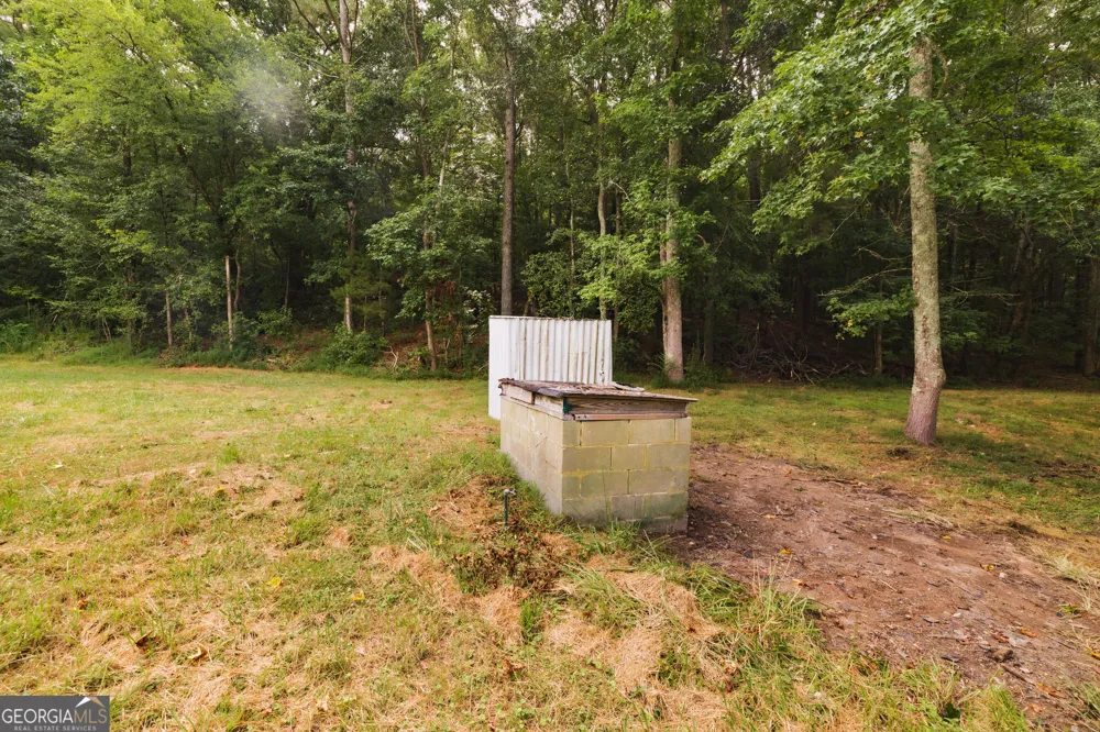 1910 Ridgeway RD Trion, GA 30753