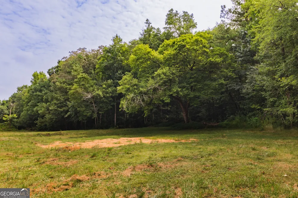 1910 Ridgeway RD Trion, GA 30753